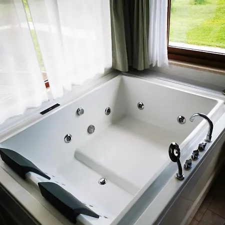 Bed & Breakfast Dolce Farnetta En-suite & Yoga 3*