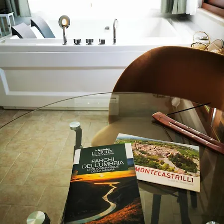 Dolce Farnetta En-suite Spa & Yoga לינה וארוחת בוקר Montecastrilli