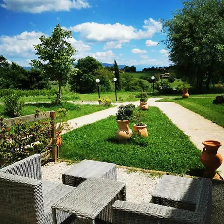 Bed & Breakfast Dolce Farnetta En-suite & Yoga