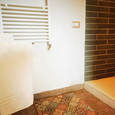 Dolce Farnetta En-suite & Yoga 3*