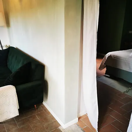 Dolce Farnetta En-suite & Yoga Montecastrilli