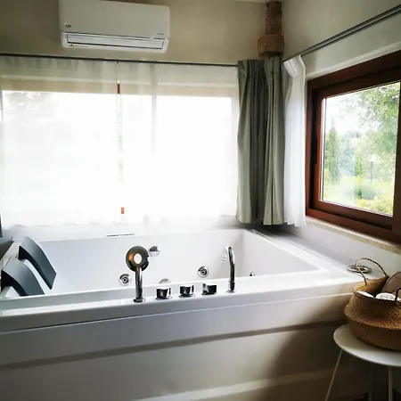 Dolce Farnetta En-suite & Yoga Bed & Breakfast 3*