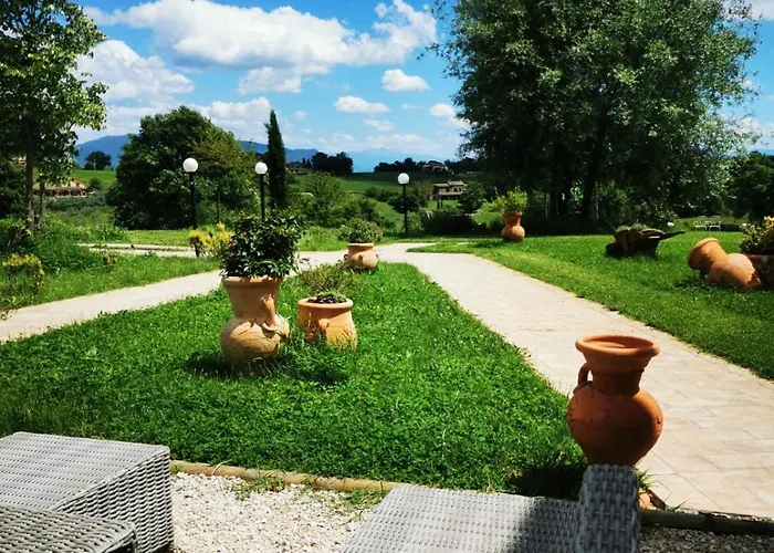 Farnetta Royal Bed & Breakfast Montecastrilli