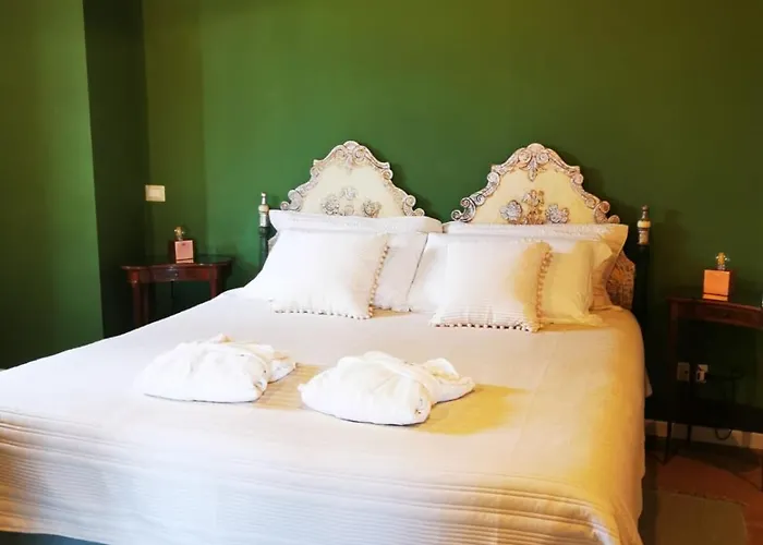 Farnetta Royal Bed & Breakfast 3*